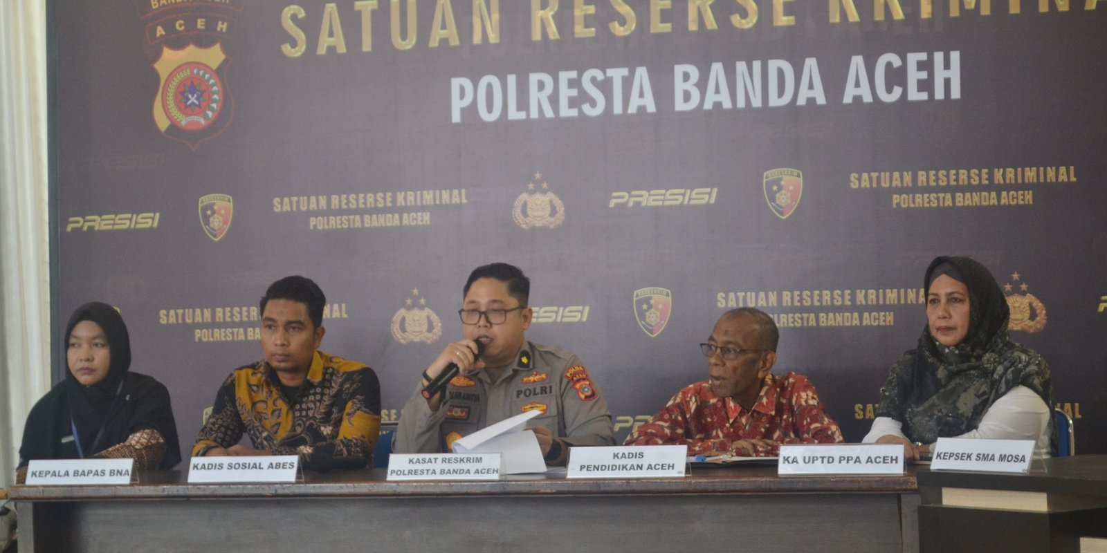 Kasat Reskrim Polresta Banda Aceh, Kompol Fadilah Aditya Pratama, menyatakan dalam sebuah konferensi pers yang diadakan hari Kamis, 19 Oktober 2023, bahwa Kasus dugaan pengeroyokan di SMA Negeri Modal Bangsa berakhir damai melalui pendekatan Restoratif Justice.