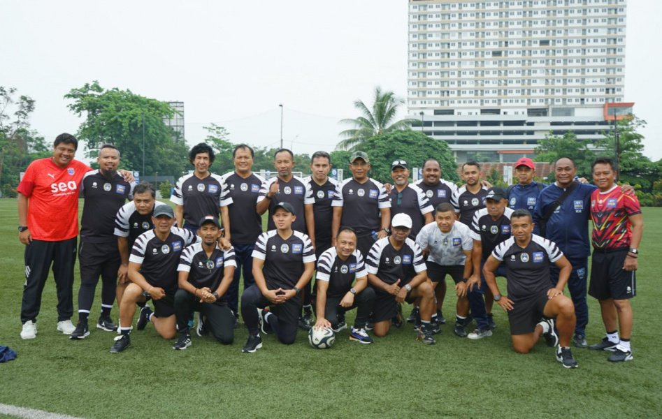 Peserta program Kursus Kepelatihan AFC Pro Diploma Modul ke-6 di ASIOP Training Ground Sentul pada tanggal 4 - 12 Desember 2023. Foto : PSSI