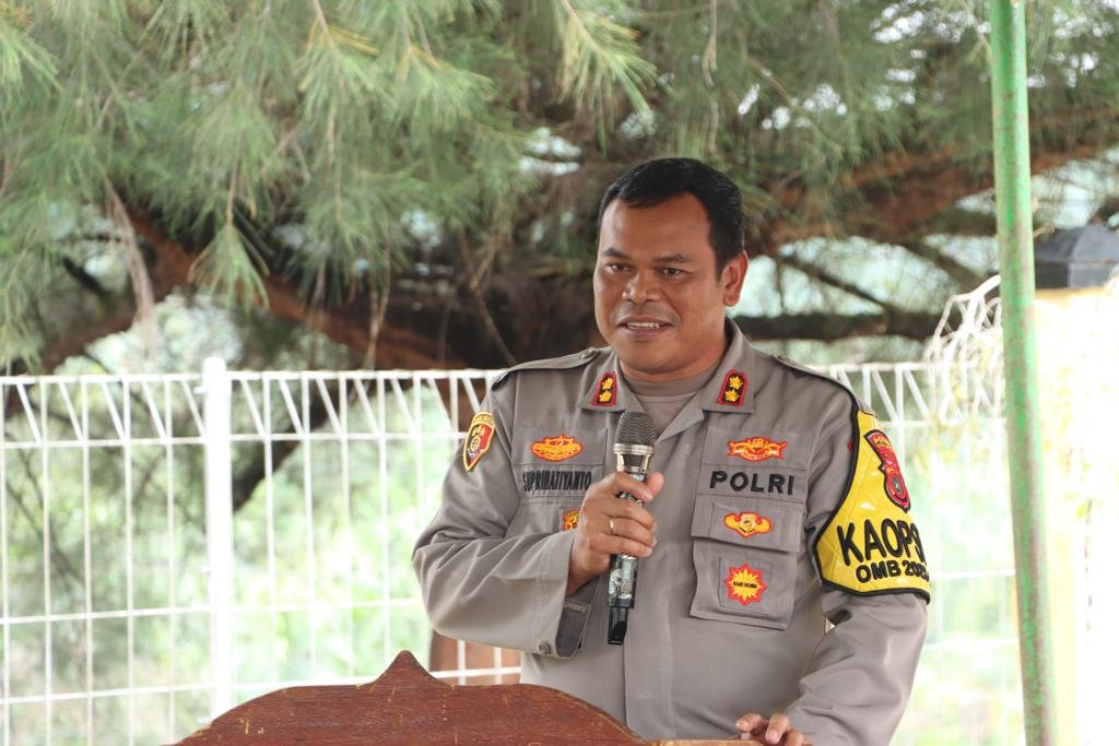 Kapolres Aceh Singkil AKBP Suprihatiyanto, melalui Kasie Humas IPTU Eska Agustinus Simangunsong mengatakan, bahwa pihaknya telah menetapkan tersangka atas kasus penganiayaan anak di bawah umur atas nama SA (12) yang terjadi di Pondok Pesantren Darul Mutaallimin, pada Jumat, 12 Januari lalu.