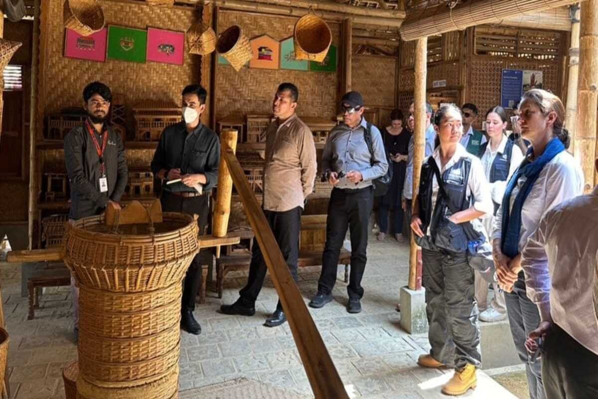 Wakapolda Aceh Brigjen Armia Fahmi memimpin delegasi Polri dalam rangka mengunjungi dan melihat langsung situasi camp pengungsi Rohingya di Cox Bazar, Bangladesh, Senin, 18 Maret 2024.