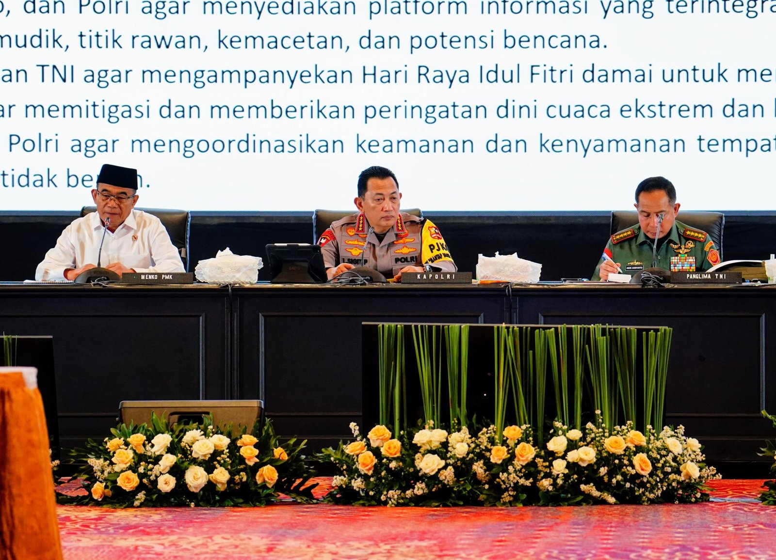 Kapolri Jenderal Listyo Sigit Prabowo melaksanakan rapat koordinasi (rakor) lintas sektoral kesiapan Operasi Ketupat Tahun 2024.