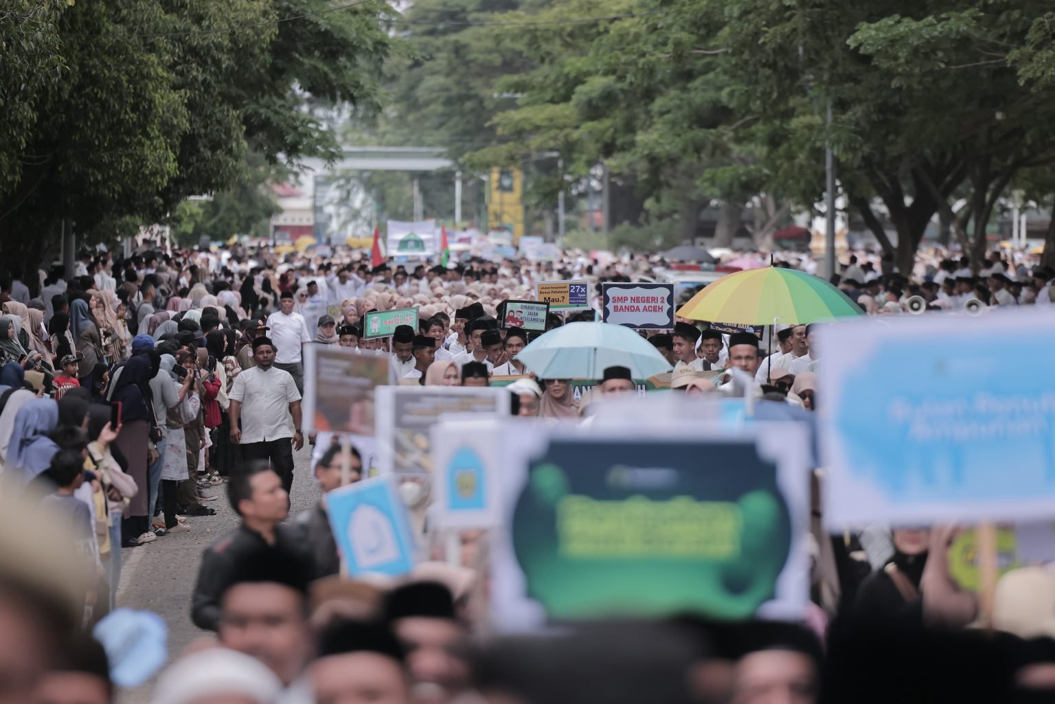 Ribuan Pelajar, ASN, dan Warga Kota Meriahkan Kirab Tarhib Ramadan 1447 H