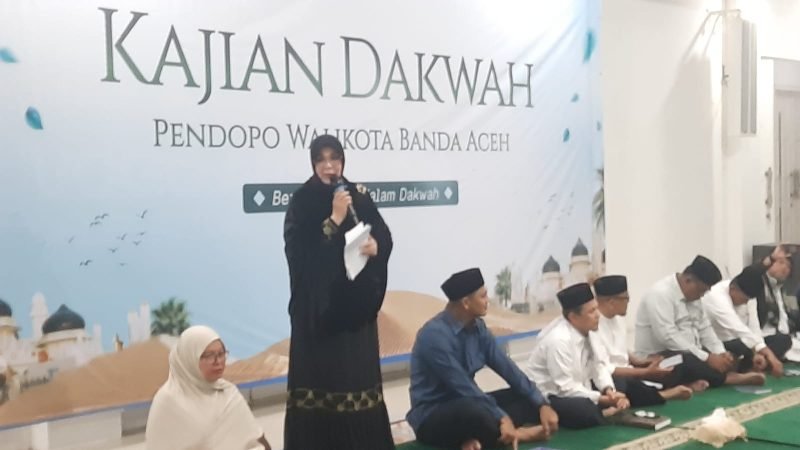 Buka Kajian Dakwah, Illiza : Hidupkan Majelis Ilmu di Tengah Kesibukan