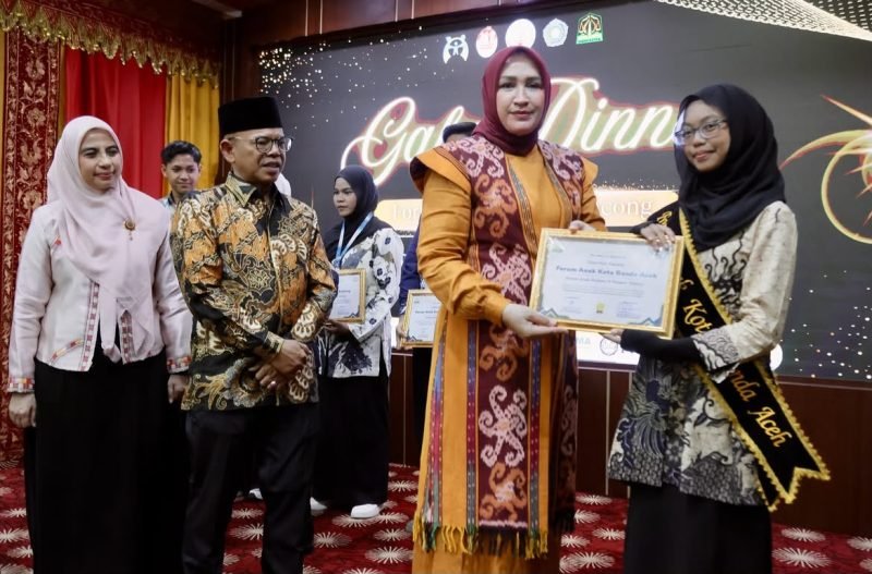 Forum Anak Kota Banda Aceh Raih Penghargaaan Forum Anak Pelopor dan Pelapor Terbaik Tingkat Provinsi Aceh